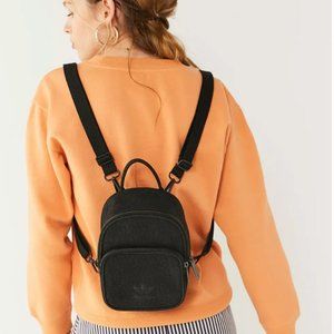 Adidas mini backpack